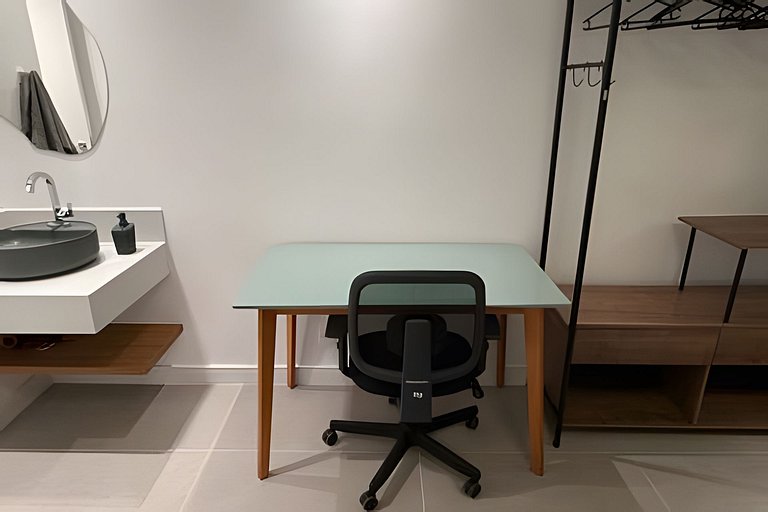 Apartamento NOVO a menos de 100 metros da praia!