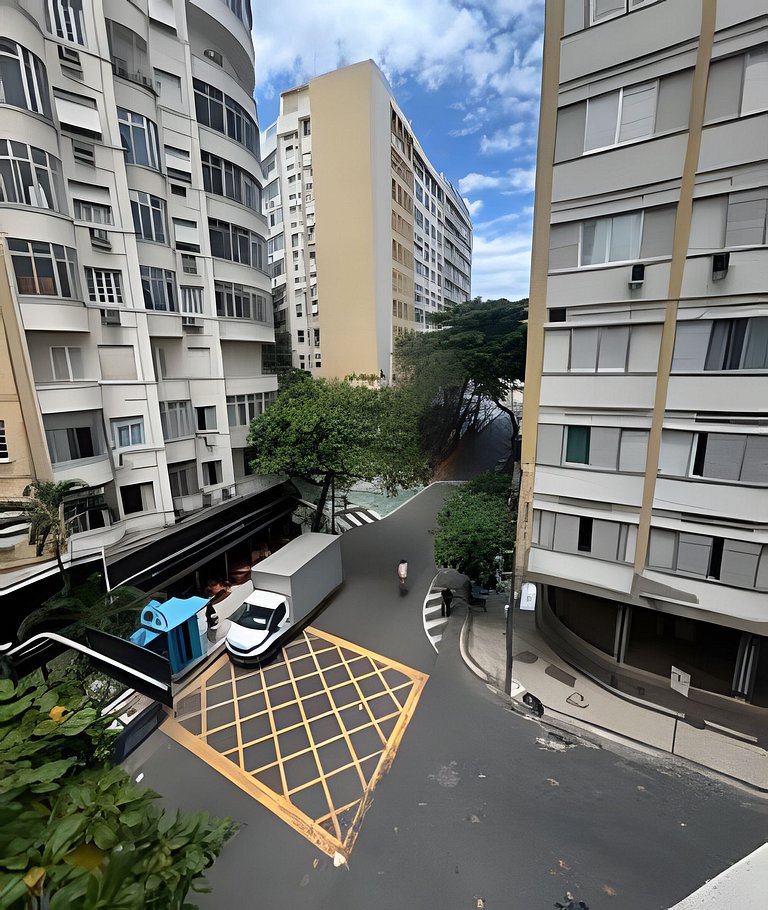 Apartamento NOVO a menos de 100 metros da praia!