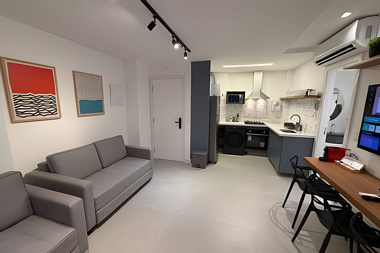 Apartamento NOVO a menos de 100 metros da praia!