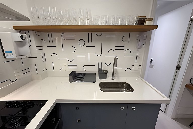 Apartamento NOVO a menos de 100 metros da praia!