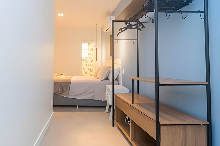 NOVO! Apartamento dois quartos, na quadra da praia