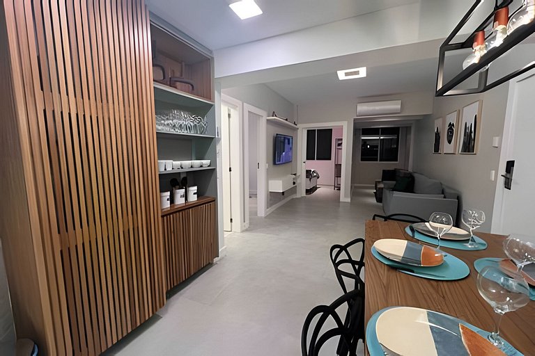 NOVO! Apartamento dois quartos, na quadra da praia