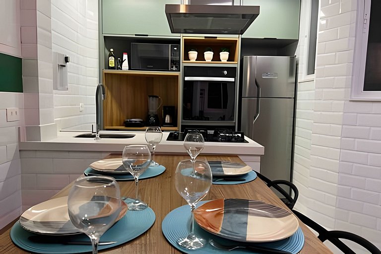 NOVO! Apartamento dois quartos, na quadra da praia