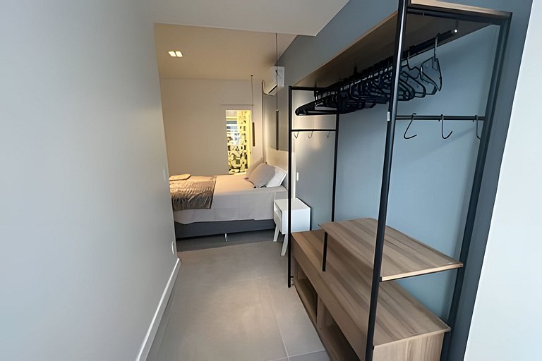 NOVO! Apartamento dois quartos, na quadra da praia