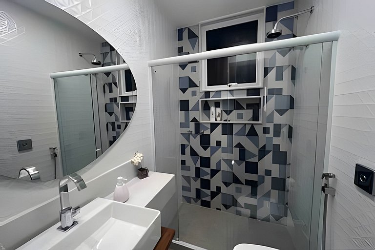 NOVO! Apartamento dois quartos, na quadra da praia