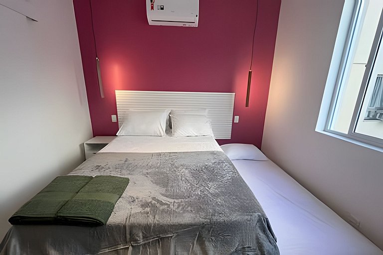 NOVO! Apartamento dois quartos, na quadra da praia