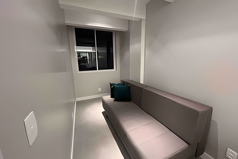 NOVO! Apartamento dois quartos, na quadra da praia