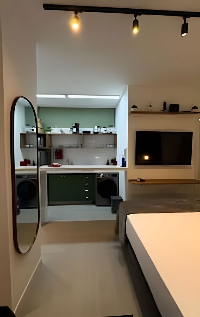 Apartamento novo a 150 metros da praia Copacabana