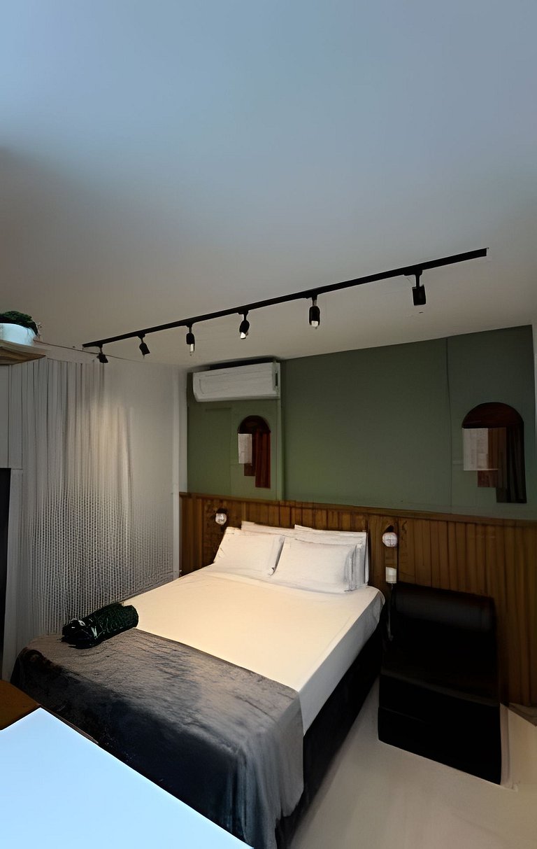 Apartamento novo a 150 metros da praia Copacabana